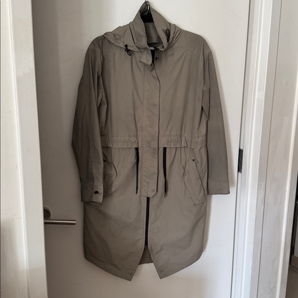 Everlane Anorak - Picture 3 of 4